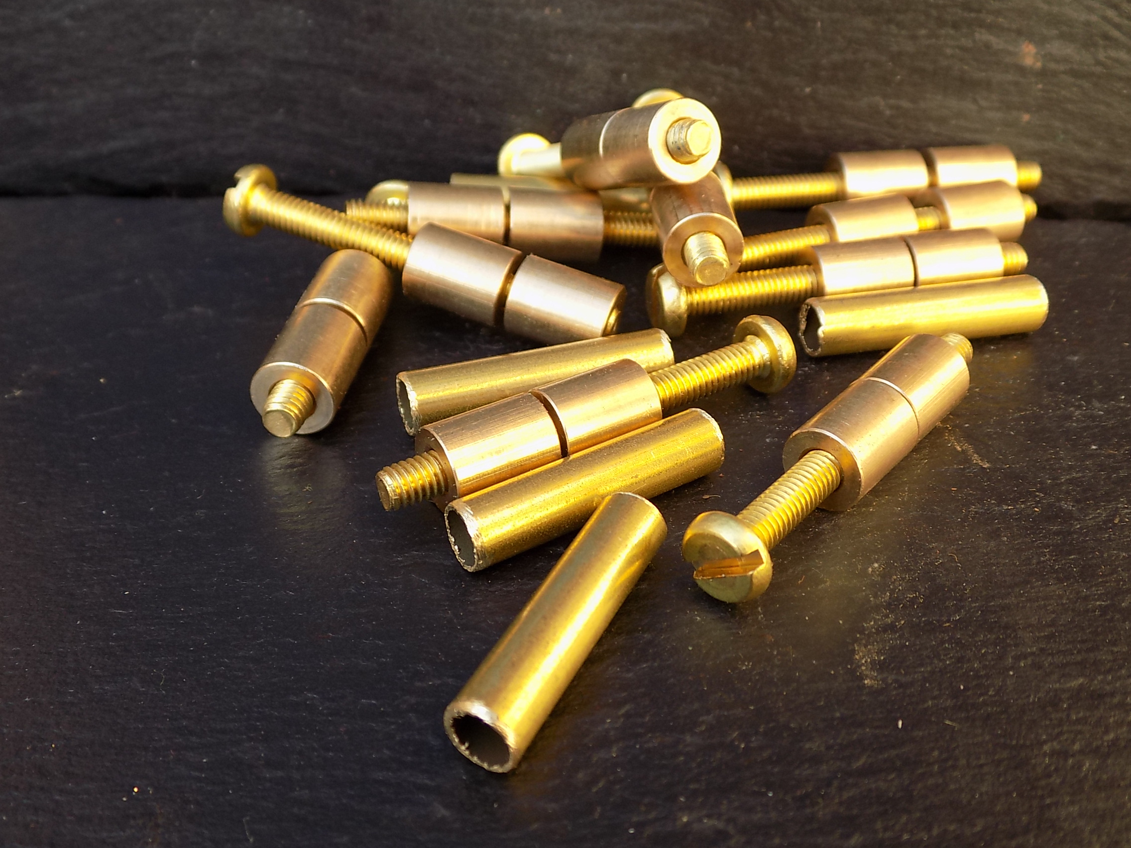 8mm Brass Loveless Bolts 5 Pairs Gm Knives